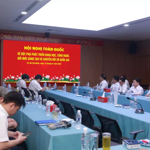 Đảng bộ Công ty Thuốc lá Sài Gòn tham dự Hội nghị trực tuyến toàn quốc về đột phá phát triển khoa học, công nghệ, đổi mới sáng tạo và chuyển đổi số quốc gia